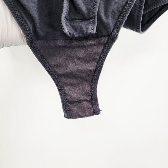 Everlane Black Snap Crotch One-piece Bodysuit Short-Sleeves Top Women's Size M - Picture 4 of 5